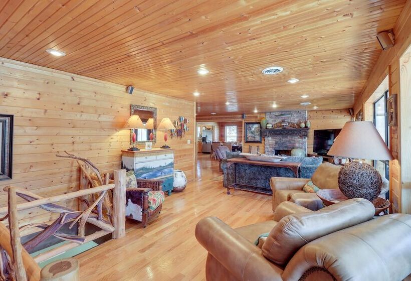 Spacious Cabin W/ Private Dock On White River!