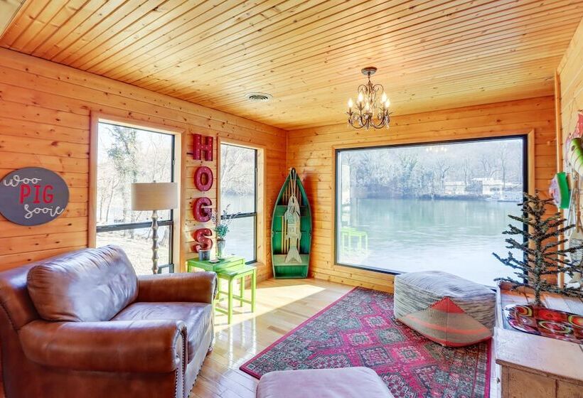 Spacious Cabin W/ Private Dock On White River!
