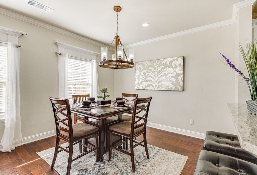 Spacious Grand Prairie Home W/ Fenced Yard + Patio