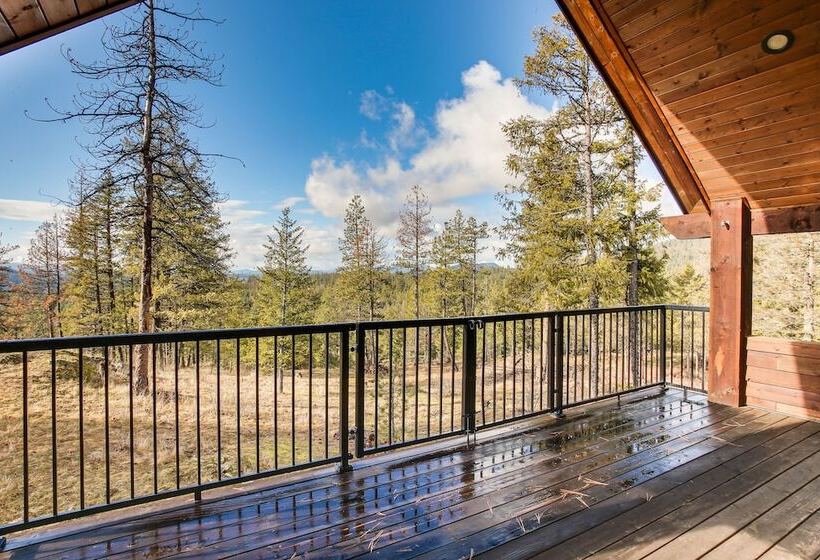 Spacious Priest River Retreat: 35 Mi To Schweitzer