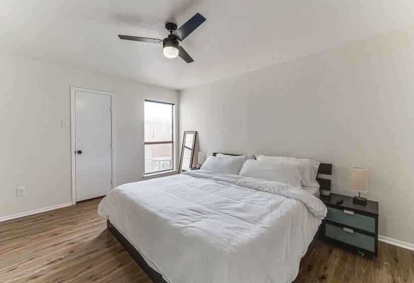 Stylish Garland Getaway: 17 Mi To Dallas!