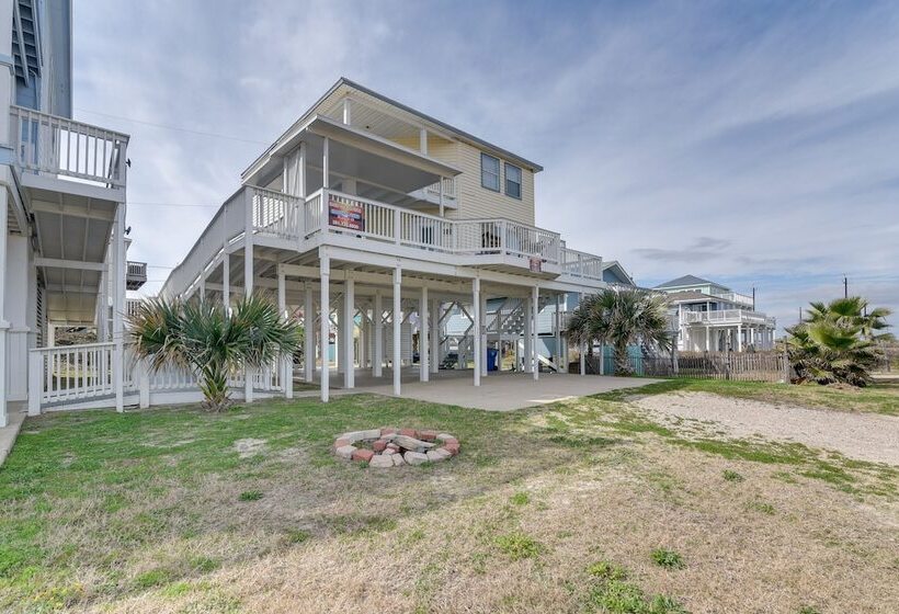 Surfside Beach Vacation Rental: Walk To The Ocean!