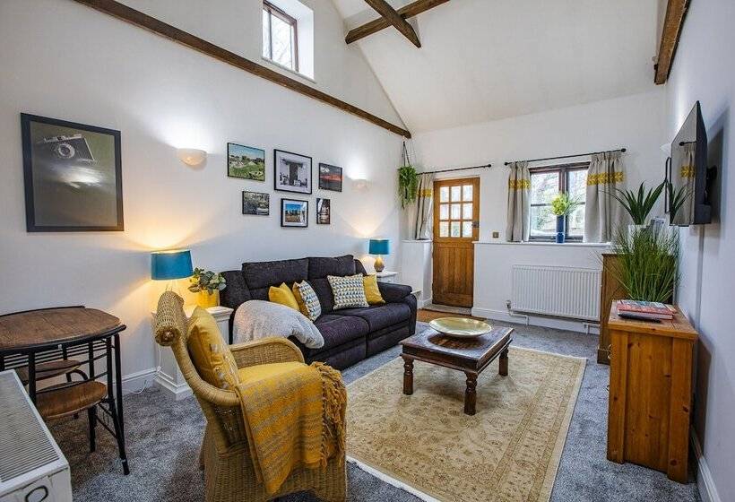 The Carriage House A Relaxing 1 Bed Cottage In Ash