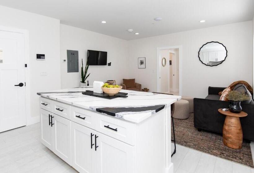 The Inn At Fulton Downtown Boutique