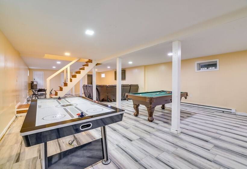 Tobyhanna Home W/ Game Room: 2 Mi To Dresser Lake!