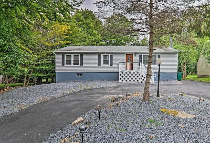 Tobyhanna Home W/ Game Room: 2 Mi To Dresser Lake!