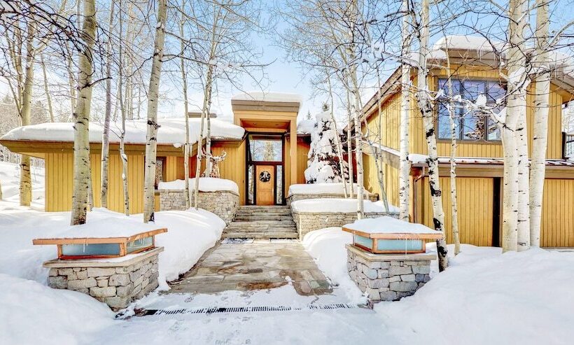 Trails Edge By Snowmass Vacations