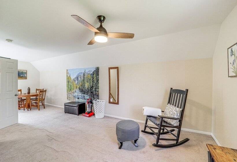 Near Hiking: Blue Ridge Mtn Home On Private Acre