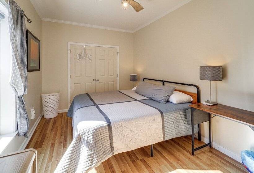 Near Hiking: Blue Ridge Mtn Home On Private Acre