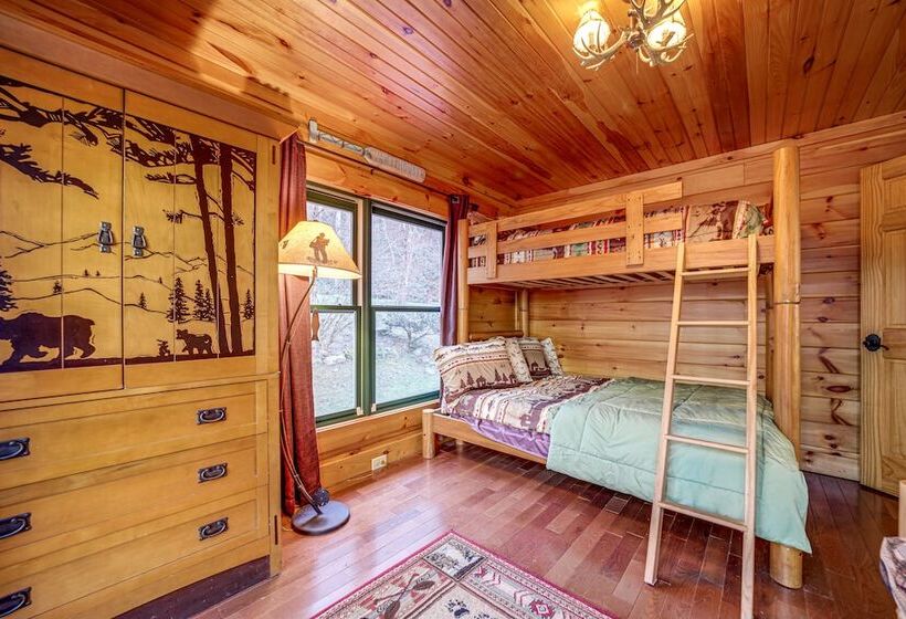 Twin Creeks Lodge  W/ Hot Tub < 1 Mi To Lake!