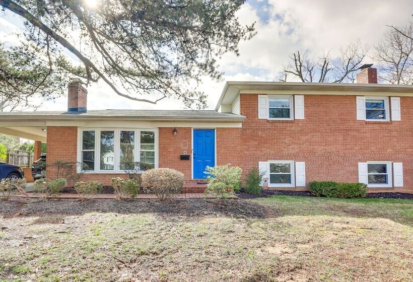 Updated Home W/ Yard ~ 4 Mi To Old Town Alexandria