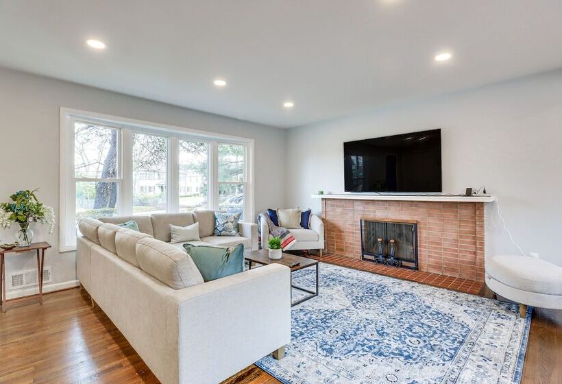 Updated Home W/ Yard ~ 4 Mi To Old Town Alexandria