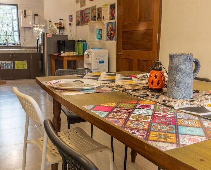 U.r.d.ki You Are The Key Hostels