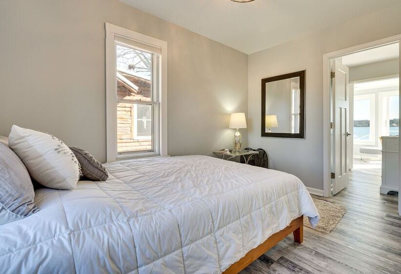 Waterfront Buckeye Lake Home W/ Deck & Dock!