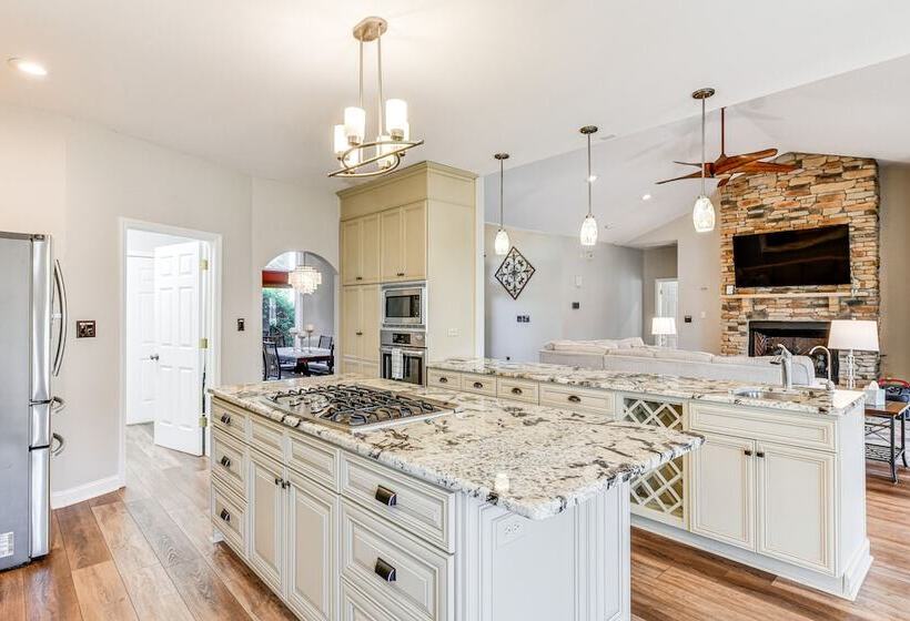 Waterfront Lake Norman Retreat W/ Dock + Hot Tub!