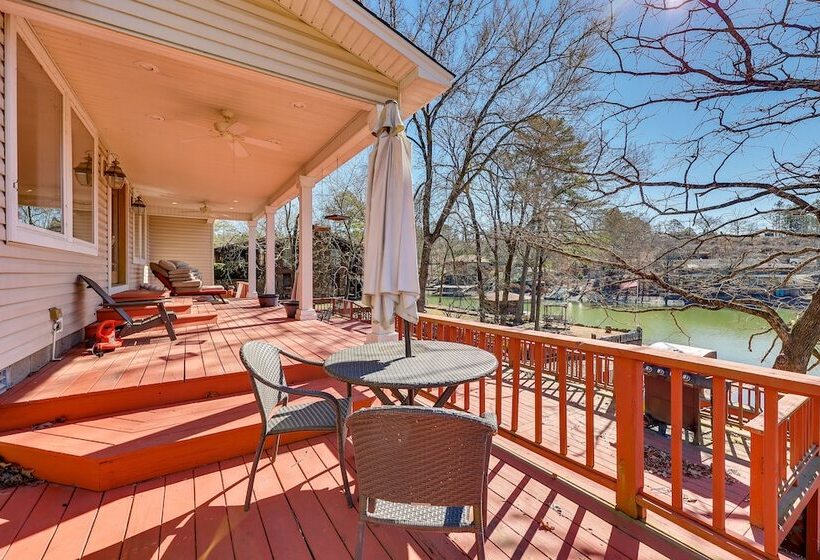 Waterfront Malvern Home W/ Deck & Lake Access!
