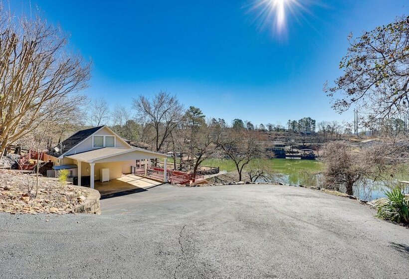 Waterfront Malvern Home W/ Deck & Lake Access!