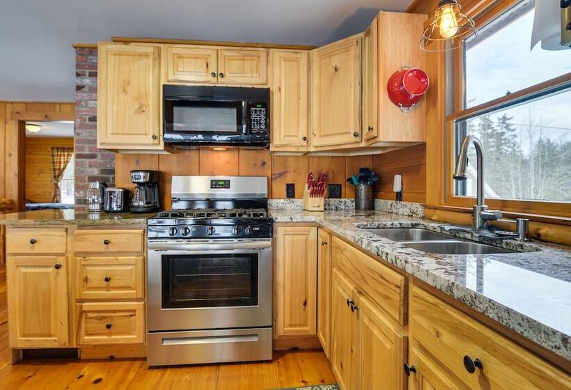 Weld Waterfront Log Cabin W/ Kayaks & Canoes!