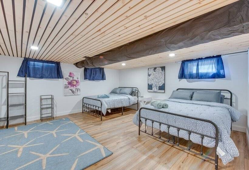 Wells Beach House W/ Ocean View Deck