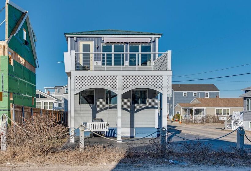 Wells Beach House W/ Ocean View Deck