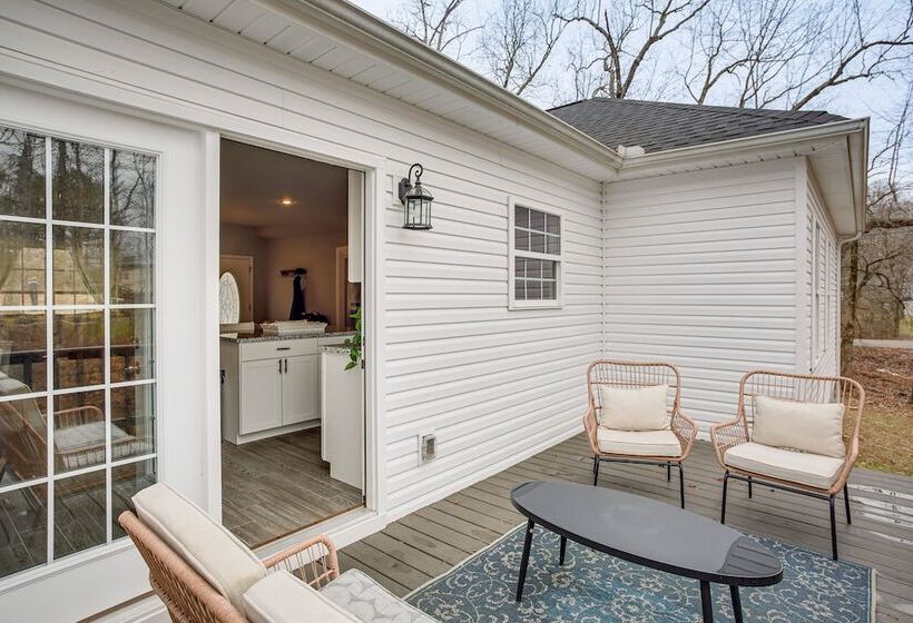 Winchester Home W/ Deck < 1 Mi To Tims Ford Lake!