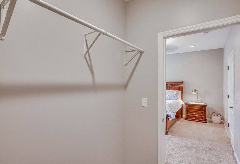 Winchester Home W/ Deck < 1 Mi To Tims Ford Lake!