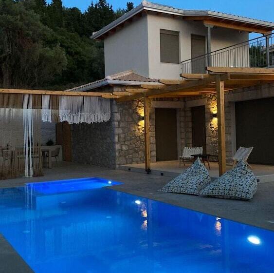 Zephyros Villas Agios Nikitas