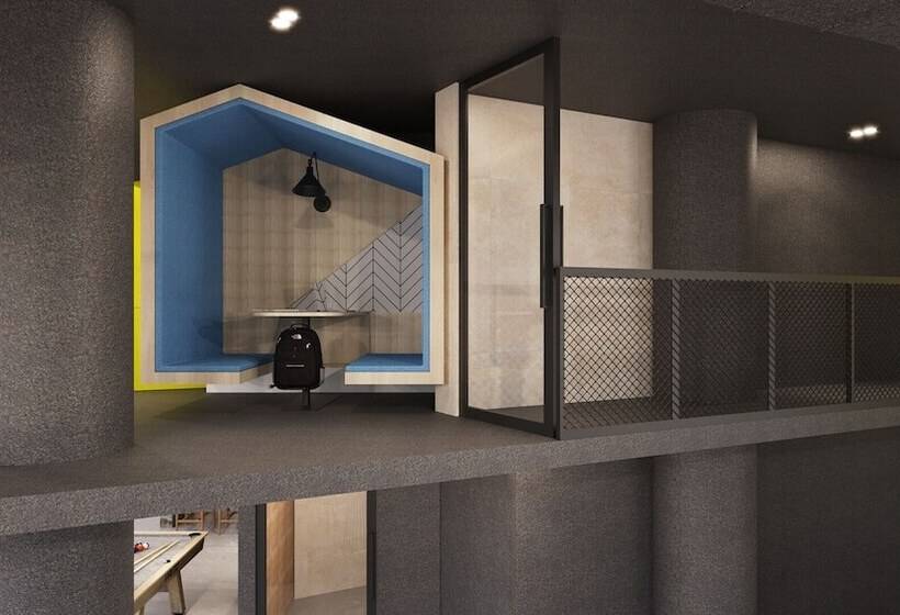 ユースホステル Athens Hawks Urban