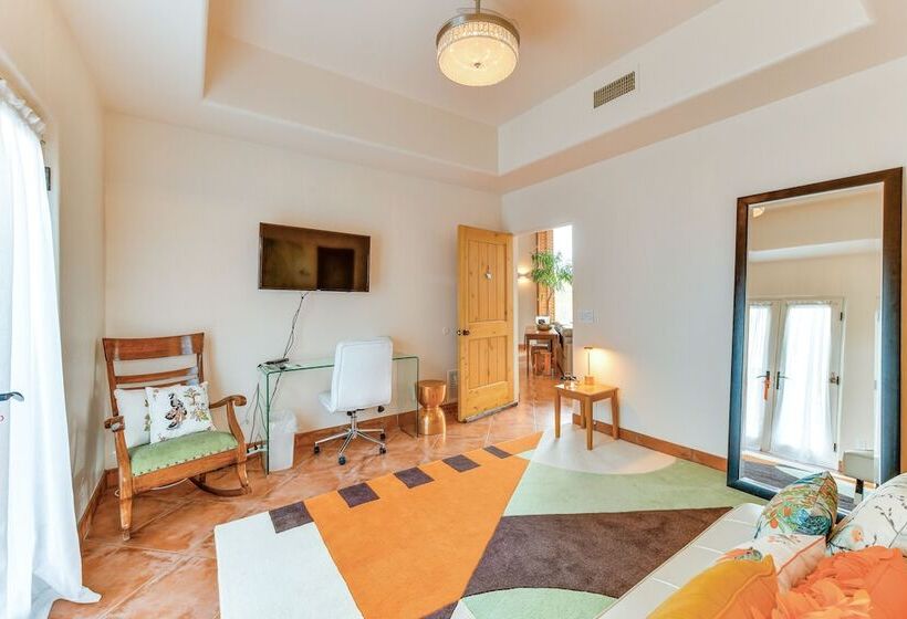 Apache Junction Desert Gem W/ Patio & Views!