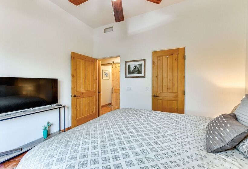 Apache Junction Desert Gem W/ Patio & Views!