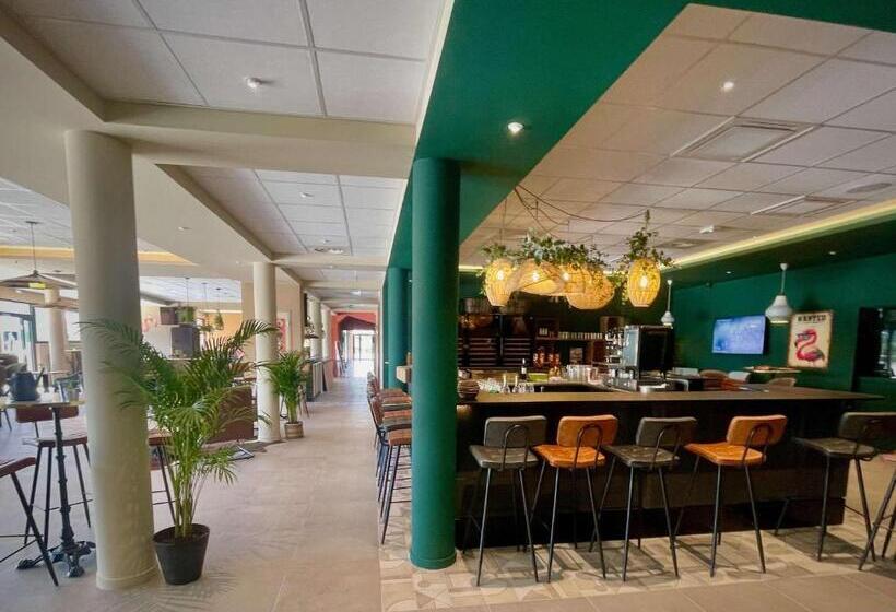 Aparthotel Adagio Access Porte De Camargue