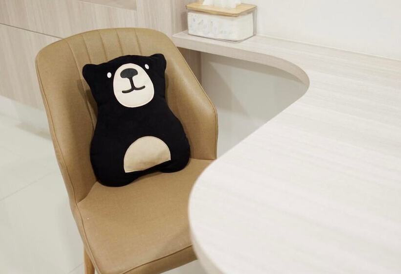 ホテル Bears Den Pattaya