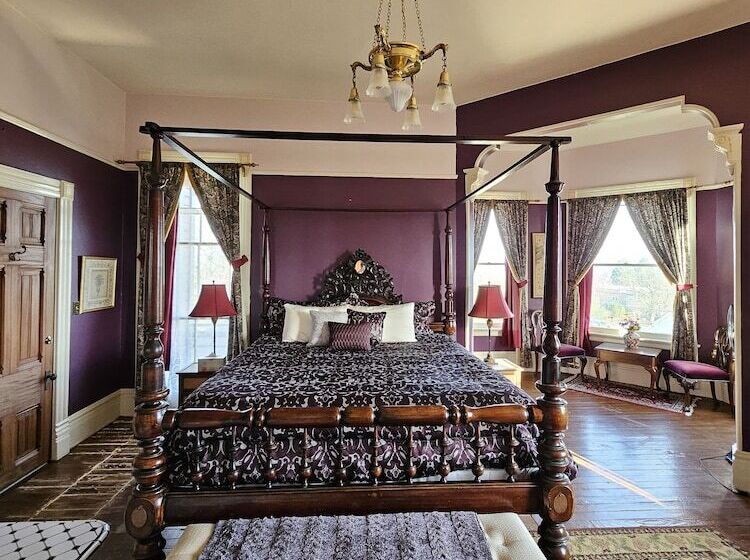 مبيت وإفطار Starrett House