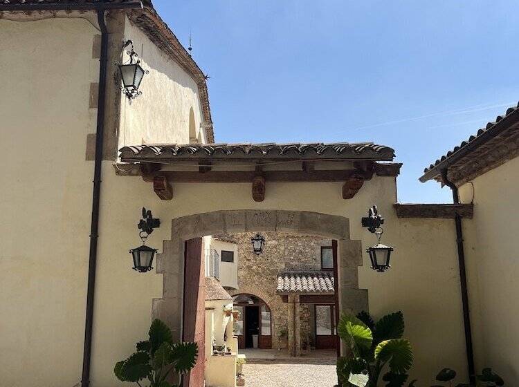 Masia Can Viver   Olive Oil Tourism B&b