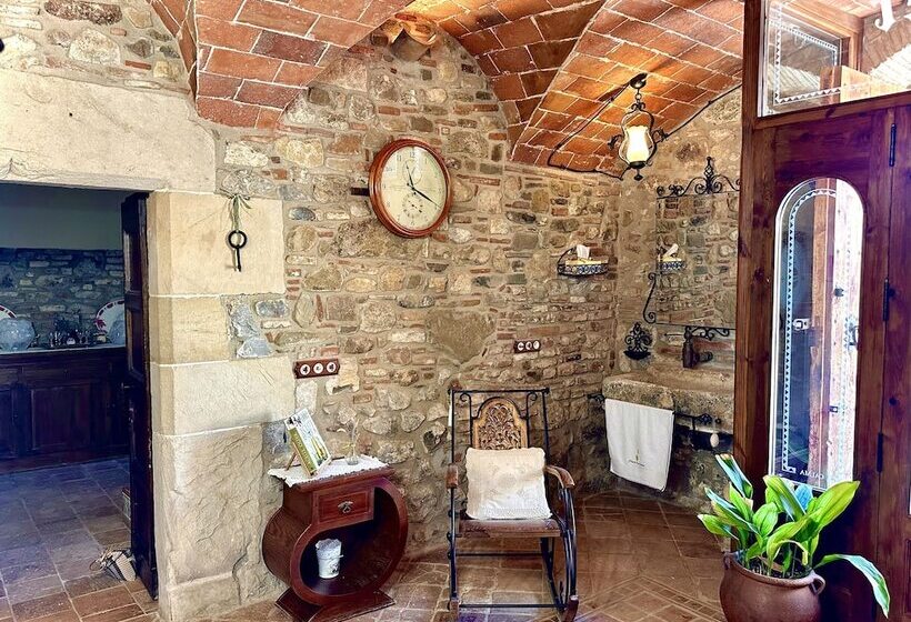 Masia Can Viver   Olive Oil Tourism B&b