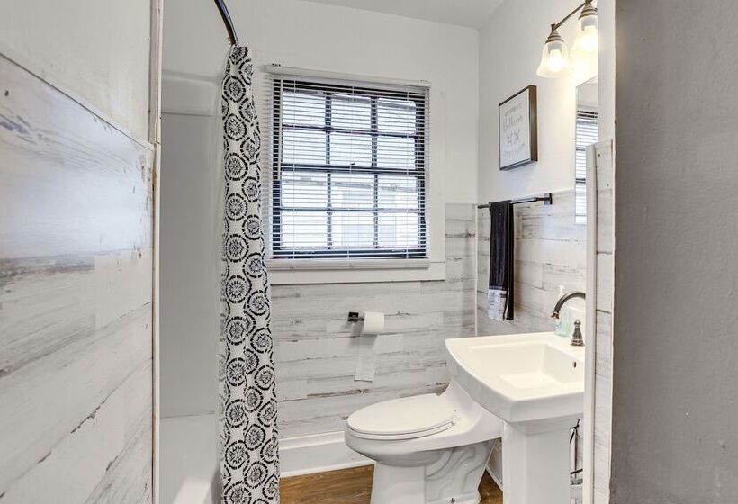 Residential Birmingham Home, 5 Mi To Downtown!