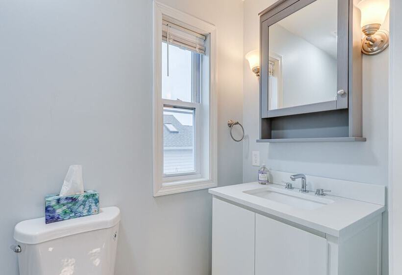 Bright Milford Beach House W/ Outdoor Shower