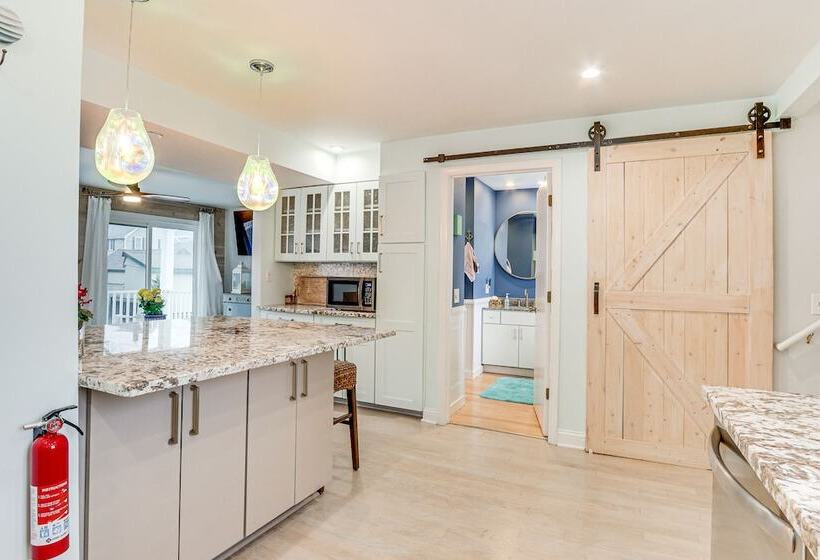 Bright Milford Beach House W/ Outdoor Shower