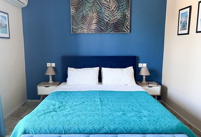 Captain S Seafront Apartments