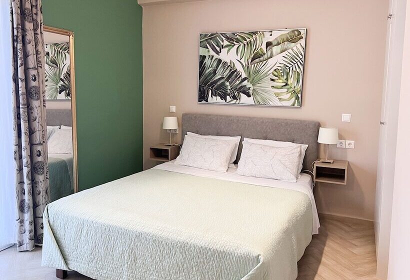 Captain S Seafront Apartments