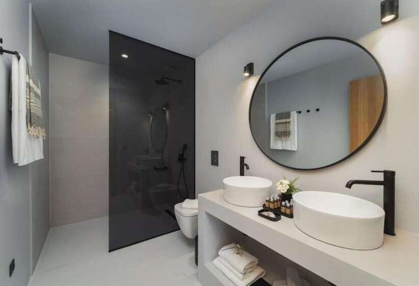 Cavalier Suites Nikiana Lefkada Av Properties