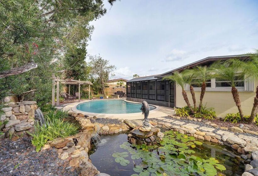 Centrally Located Merritt Island Home: Pool, Porch