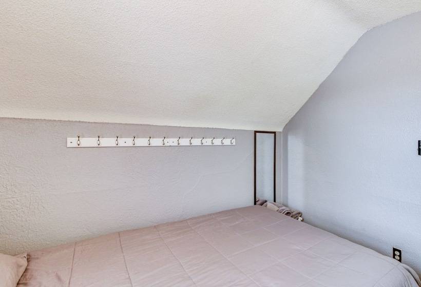 Cuyuna Gnome Home   Walk To Crosbys Serpent Lake!