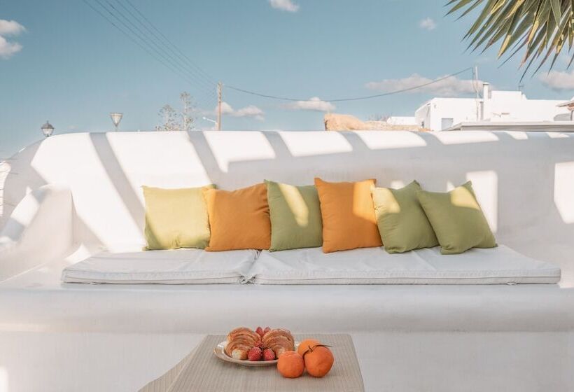 Dibellee Mykonos Boutique Studios
