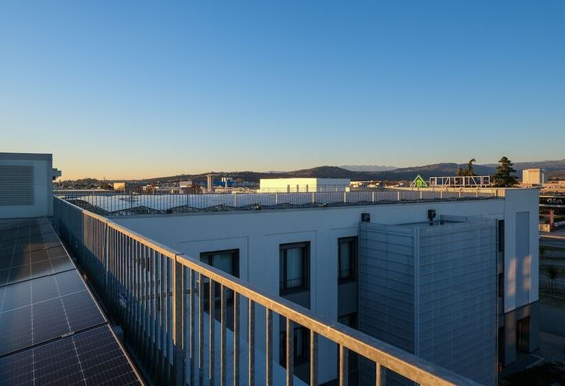 Emerald Green Residence