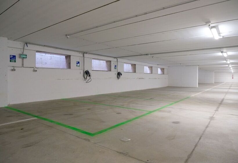 Emerald Green Residence