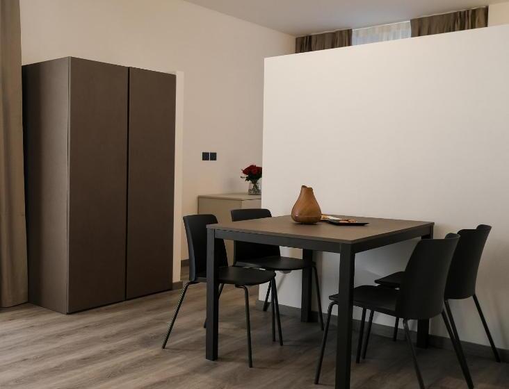 Emerald Green Residence