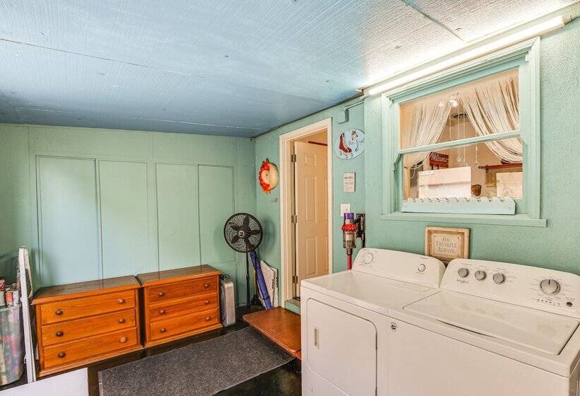 Gardena Vacation Rental: 5 Mi To Manhattan Beach!