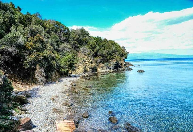 Goddesses Villa 1 In Nies