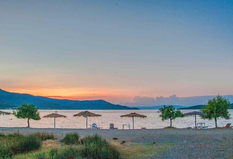 Goddesses Villa 1 In Nies